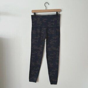 SPANX Look At Me Now Seamless High Rise Camo Leggings Women's Size XL